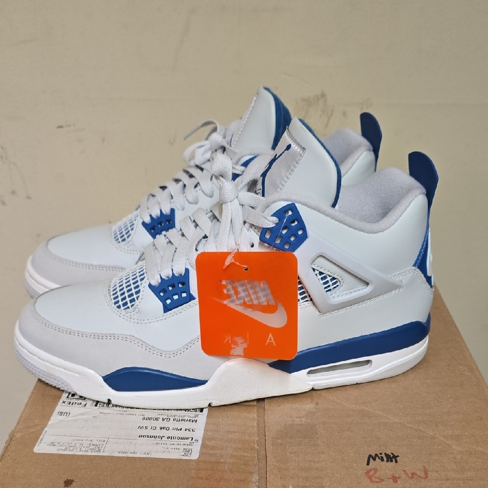 Nike Kids White and Blue Sneakers